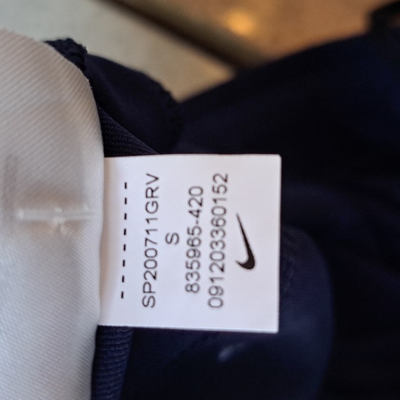Nike Power Dri-Fit Navy/White Drawstring cropped Capri's. Size Small NWT - Picture 9 of 10